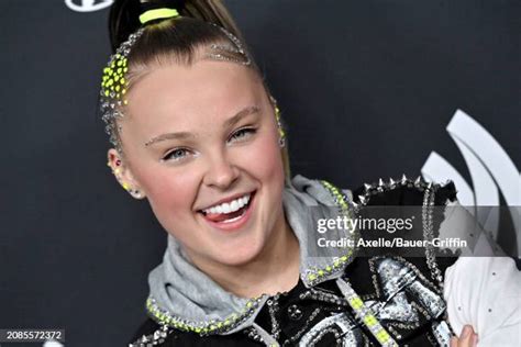 jojo sexy pics|7,060 Jojo Siwa Photos & High Res Pictures